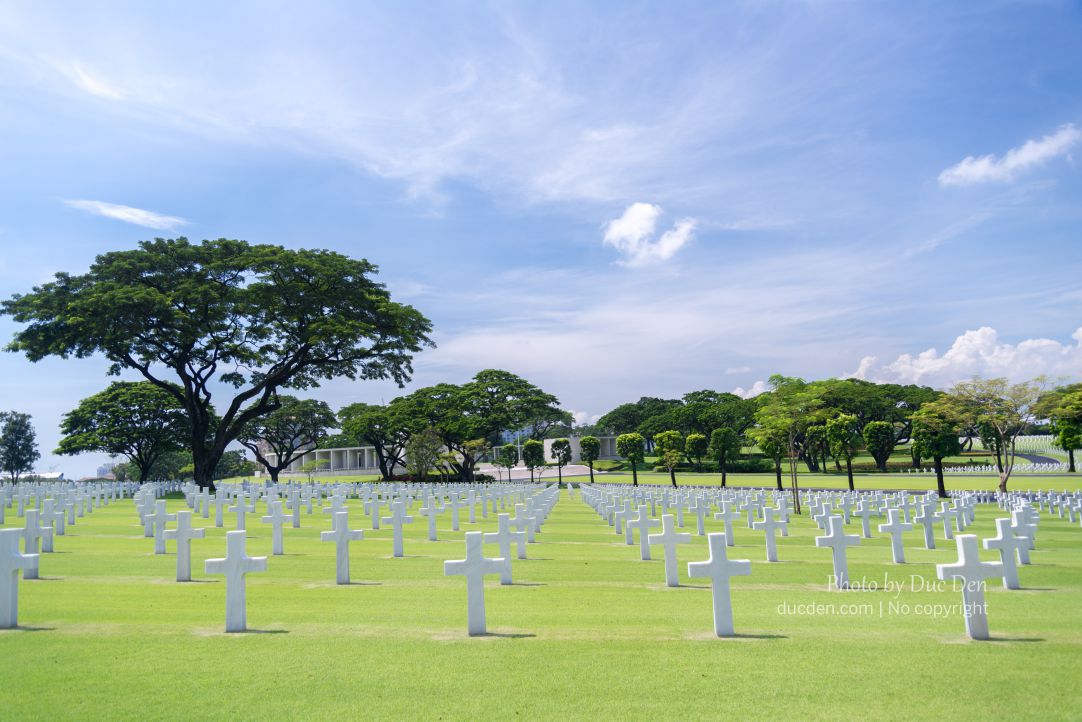 Các ngôi mộ lính Mỹ được sắp xếp ngăn nắp, cực kì đẹp | Du lịch Manila