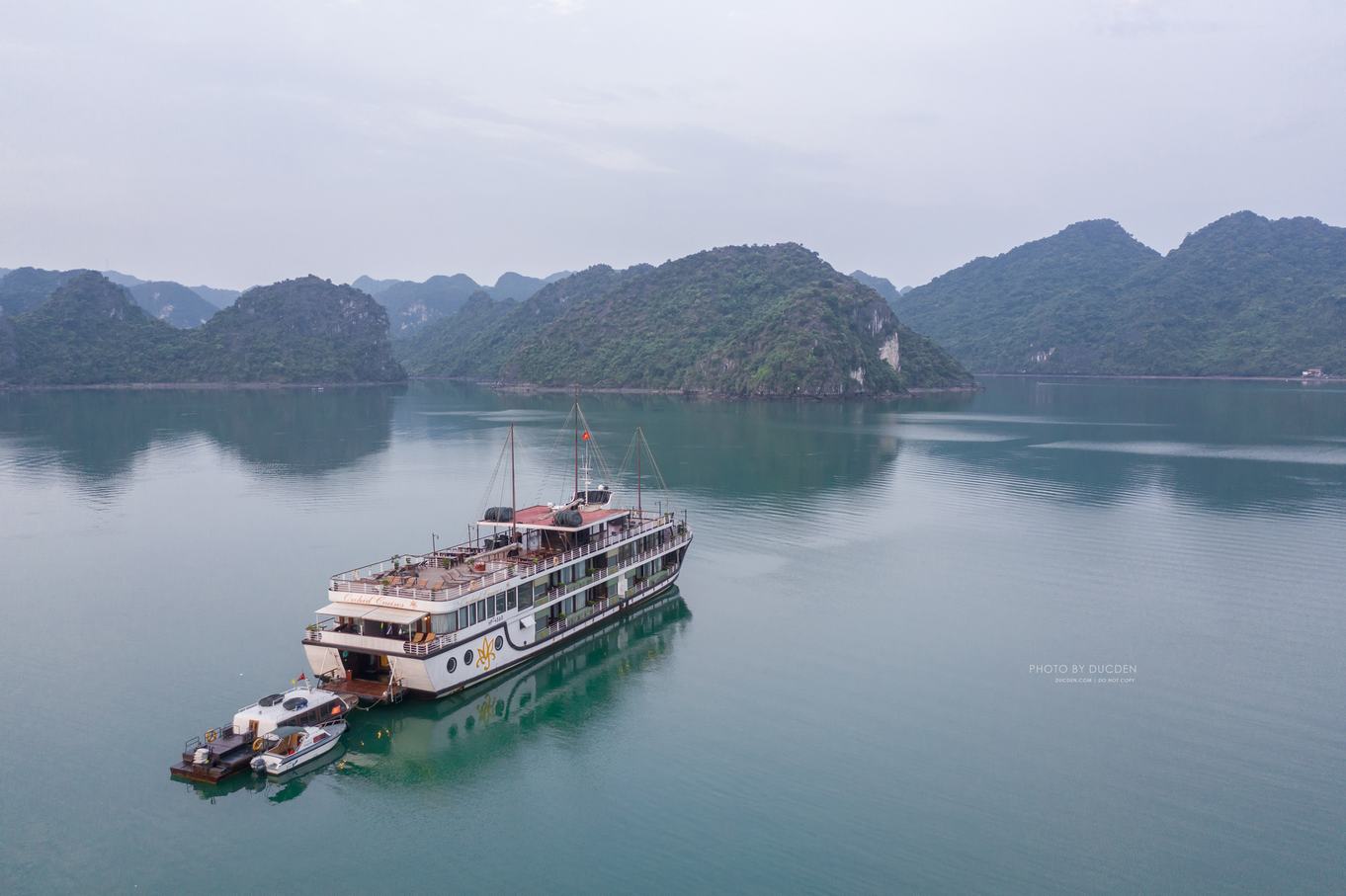 Trải nghiệm du thuyền vịnh Lan Hạ – Kinh nghiệm du lịch vịnh Lan Hạ tự túc mới nhất