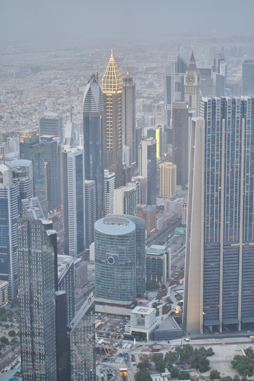 burj khalifa 124 view